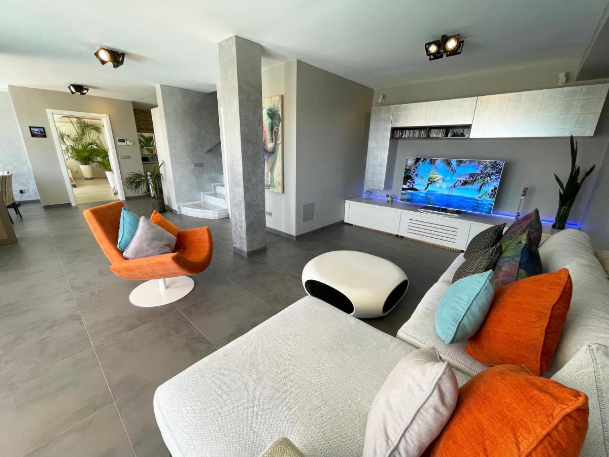 Luxury Villa Morelli With Seaview & Heated Pool Maspalomas  Buitenkant foto